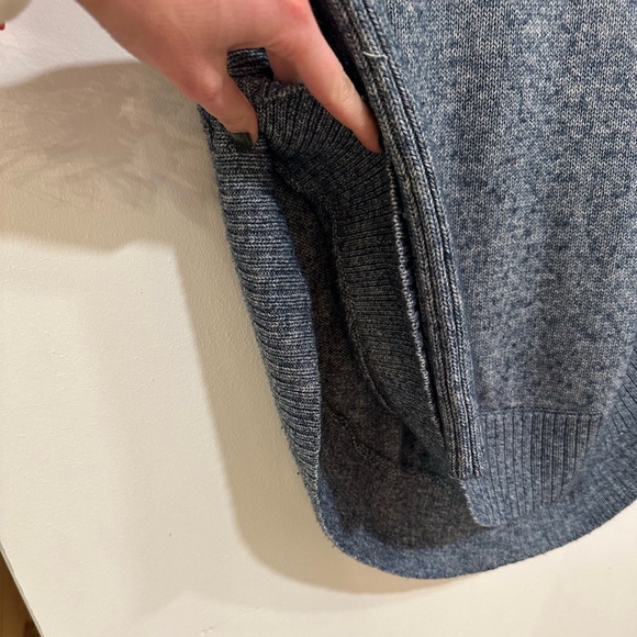 Sundance Valeria Women’s Sweater Small Round Hem Side Slit Vented Pullover Blue - Picture 5 of 10